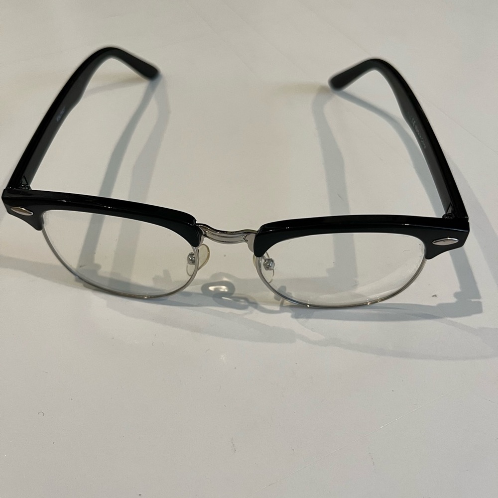Retro style glasses